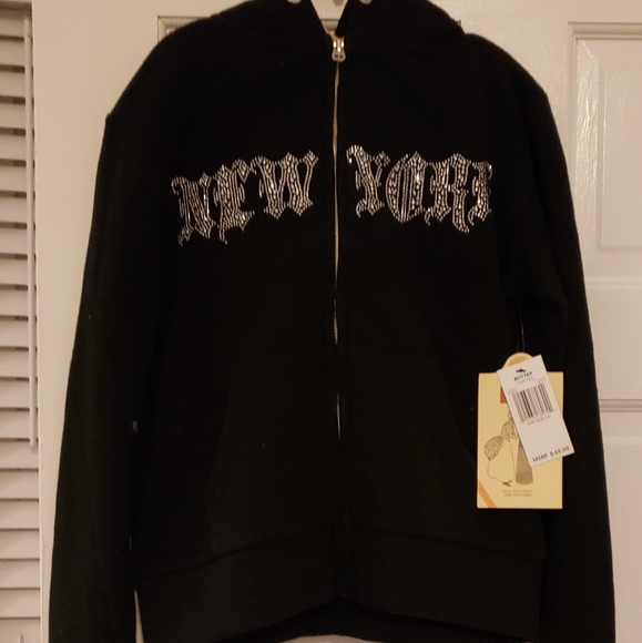 Butter Other - Butter soft NYC Apple Hoodie size 8 /10
